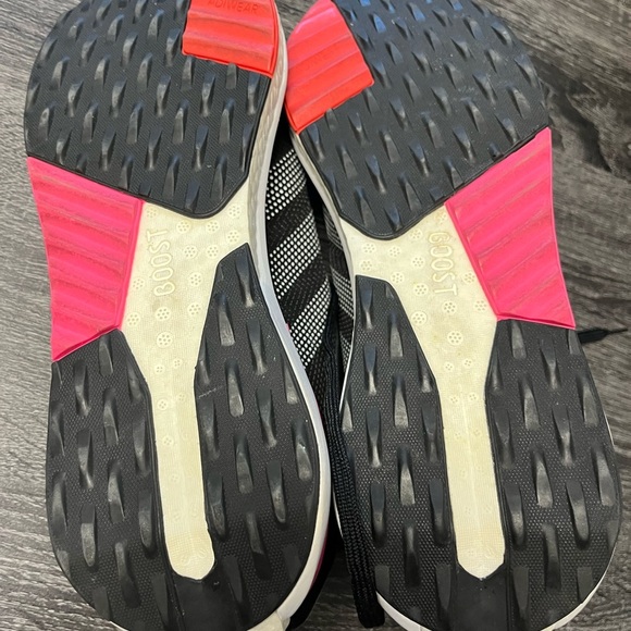 Like New Adidas Avryn Pink Fusion Athletic Shoes Size 10 - Picture 7 of 8